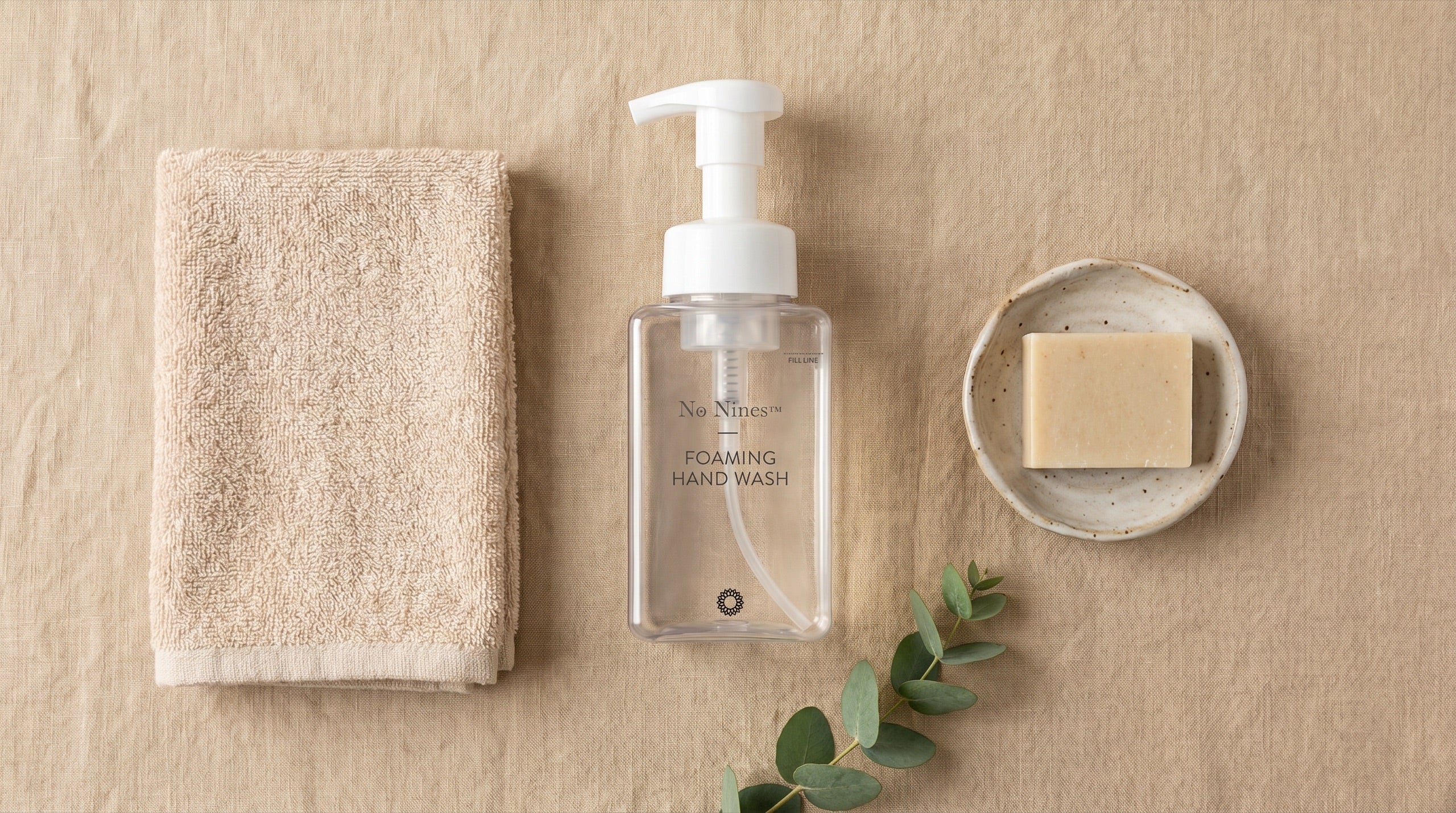 foaming-hand-wash-flatlay-bathroom_81276133-533c-4913-8c90-5e61d4e84d6e.jpg